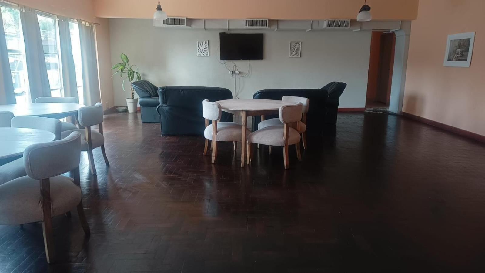 Hotel Nuevo Fatica Вила Карлос Пас Екстериор снимка