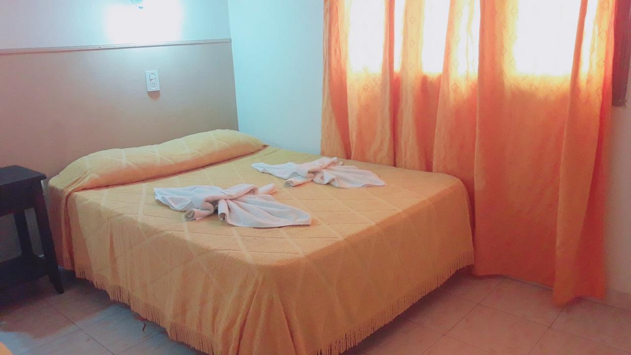 Hotel Nuevo Fatica Вила Карлос Пас Екстериор снимка